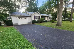 123 B St, Mountain Lake Park, MD 21550 - Photo 2