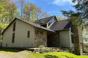 122 Woodlands Hill Ln, Oakland, MD 21550 - Photo 2