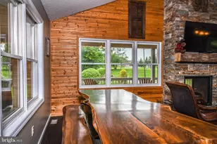 305 Lake Pointe Dr, Mc Henry, MD 21541 - Photo 8