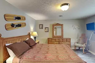 305 Lake Pointe Dr, Mc Henry, MD 21541 - Photo 38