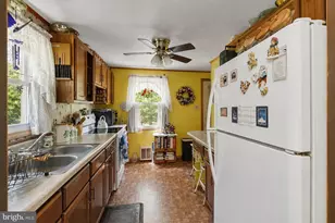 115 Woodmont Ln, Oakland, MD 21550 - Photo 4