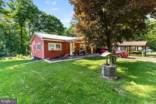 4249 Chestnut Ridge Rd, Grantsville, MD 21536 - Photo 4