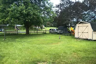 105 Walnut St, Friendsville, MD 21531 - Photo 10