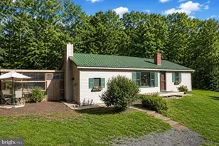 22 Shady Hill Dr, Oakland, MD 21550 - Photo 2