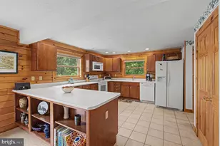 325 Markwood Dr, Oakland, MD 21550 - Photo 14