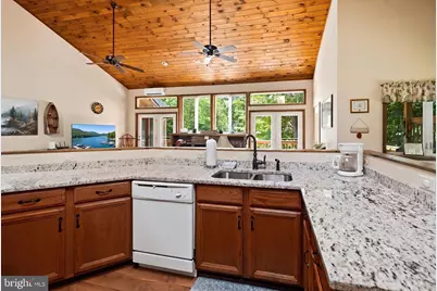 365 Pinnacle Drive, Swanton, MD 21561 - Photo 10