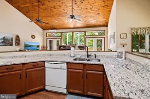 365 Pinnacle Dr, Swanton, MD 21561 - Photo 10