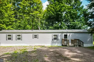 93 Meadow Lake Dr, Grantsville, MD 21536 - Photo 2