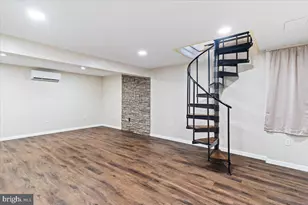 704 Old Crellin Rd, Oakland, MD 21550 - Photo 16