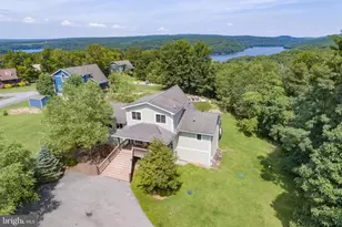 395 Woodlands Hill Ln, Oakland, MD 21550 - Photo 10