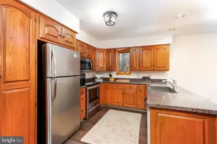 925 Pine Tree Point Rd, Swanton, MD 21561 - Photo 32