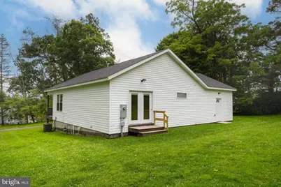 808 N N St Street, Mountain Lake Park, MD 21550 - Photo 2