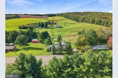 7 Little Pond Ln, Frostburg, MD 21532 - Photo 2