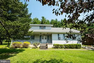 723 Kings Ct, Mountain Lake Park, MD 21550 - Photo 6