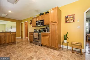 723 Kings Ct, Mountain Lake Park, MD 21550 - Photo 20