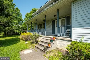 723 Kings Ct, Mountain Lake Park, MD 21550 - Photo 2