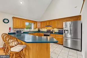 205 Lake Pointe Dr, Mc Henry, MD 21541 - Photo 6