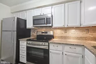 201 Oak Leaf Cir, Abingdon, MD 21009 - Photo 12
