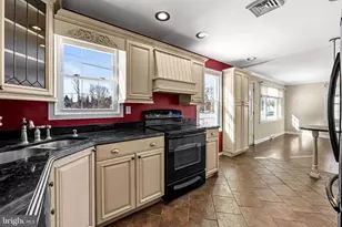 925 Waters Ave, Fallston, MD 21047 - Photo 12