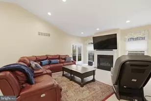 922 Sidehill Dr, Bel Air, MD 21015 - Photo 4