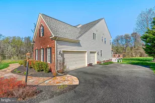 1319 Martin Meadows Dr, Fallston, MD 21047 - Photo 8