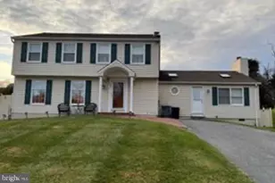 614 Camelot Dr, Bel Air, MD 21015 - Photo 2