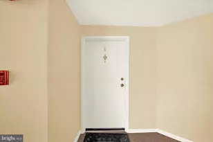 200 Oak Leaf Cir, Abingdon, MD 21009 - Photo 2