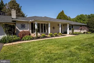 2823 Orchard Lakes Dr, Baldwin, MD 21013 - Photo 2