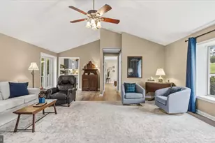 2811 Orchard Lakes Dr, Baldwin, MD 21013 - Photo 12