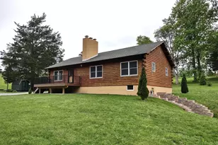 3922 Emrick Ln, Jarrettsville, MD 21084 - Photo 4