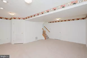 556 MacIntosh Cir, Joppa, MD 21085 - Photo 28