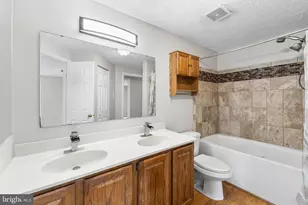 207 Oak Leaf Cir, Abingdon, MD 21009 - Photo 16