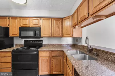 207 Oak Leaf Circle #207-J, Abingdon, MD 21009 - Photo 10