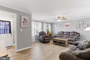 645 Walker St, Aberdeen, MD 21001 - Photo 2