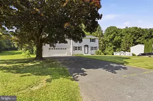 3906 Boxwood Rd, Jarrettsville, MD 21084 - Photo 4
