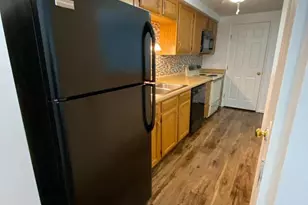 905 Woodbridge Ct, Edgewood, MD 21040 - Photo 2
