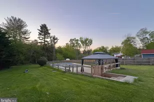 2708 Hunting Ridge Ct, Baldwin, MD 21013 - Photo 2