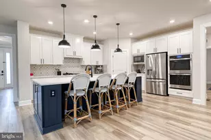 7679 Cross Creek Dr, Columbia, MD 21044 - Photo 16