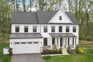 7679 Cross Creek Dr, Columbia, MD 21044 - Photo 2