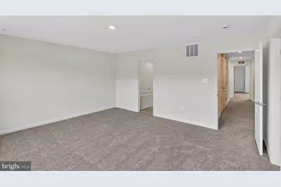10009B American Pharoah Lane, Laurel, MD 20723 - Photo 6