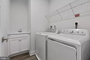 10012 American Pharoah Ln, Laurel, MD 20723 - Photo 16