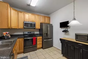 6155 Shadywood Rd, Elkridge, MD 21075 - Photo 14