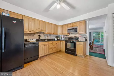 10522 E Wind Way, Columbia, MD 21044 - Photo 2
