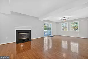 8605 Jennifer Ct, Laurel, MD 20723 - Photo 4