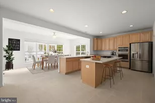 8433 Roberts Rd, Ellicott City, MD 21043 - Photo 4