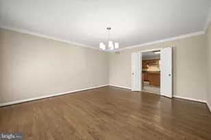 10228 Clubhouse Ct, Ellicott City, MD 21042 - Photo 14