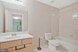 8656 Vast Rose Dr, Columbia, MD 21045 - Photo 54