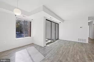 10572 Twin Rivers Rd, Columbia, MD 21044 - Photo 2