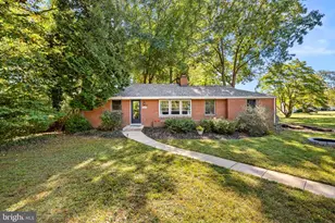 7405 Oakcrest Ln, Clarksville, MD 21029 - Photo 8