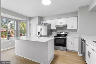 6125 Honeycomb Gate S, Columbia, MD 21045 - Photo 2